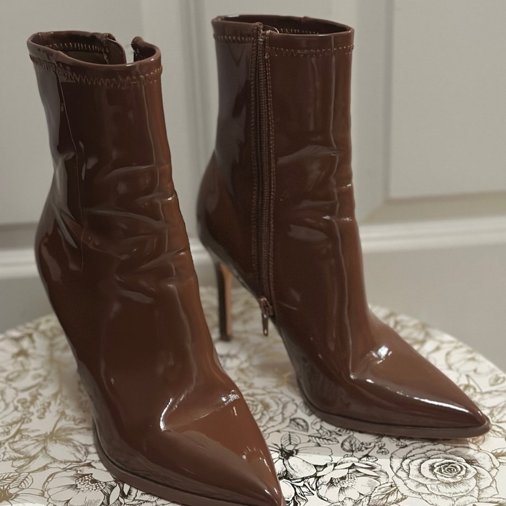 Steve Madden Brown Heeled Boots with Patent Finish